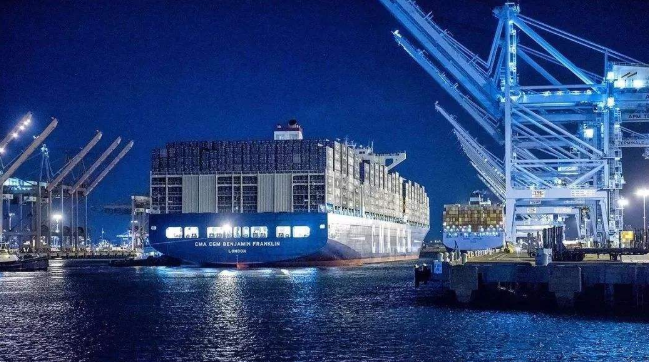 大渡口浅谈露天料场港口关闭题目标实验办法